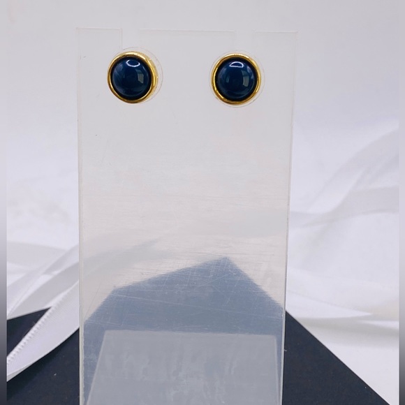 👑💕NEW! NWT Trina Turk Navy Gold Stud Earrings💕👑 - Picture 6 of 8